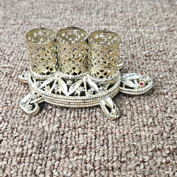 Vintage Gold Tone Turtle Lipstick Holder Filigree MCM Vanity Piece Floral - Picture 1 of 7